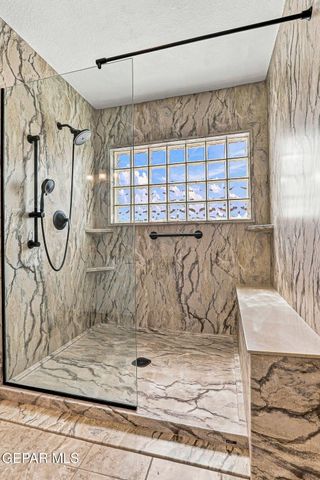 4404 LOMA DE ORO Drive, El Paso, TX 79934