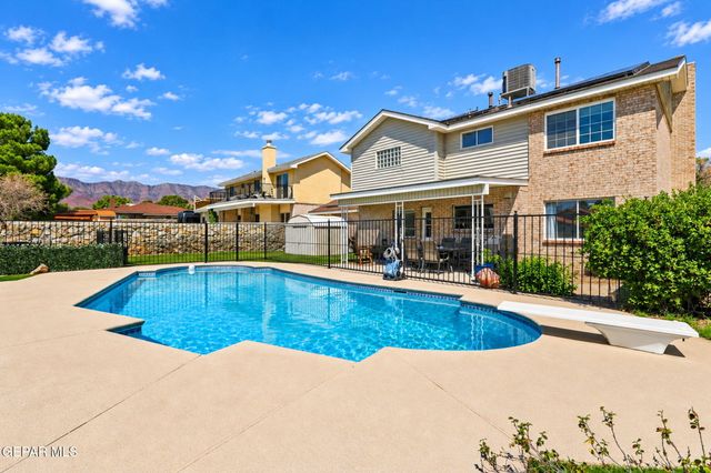 4404 LOMA DE ORO Drive, El Paso, TX 79934