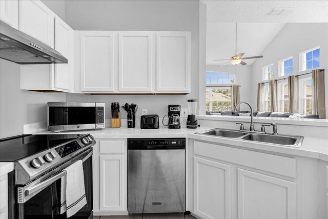 938 PARK TERRACE CIRCLE, Kissimmee, FL 34746