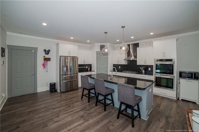 1537 Creekwood Road, Hope Mills, NC 28348