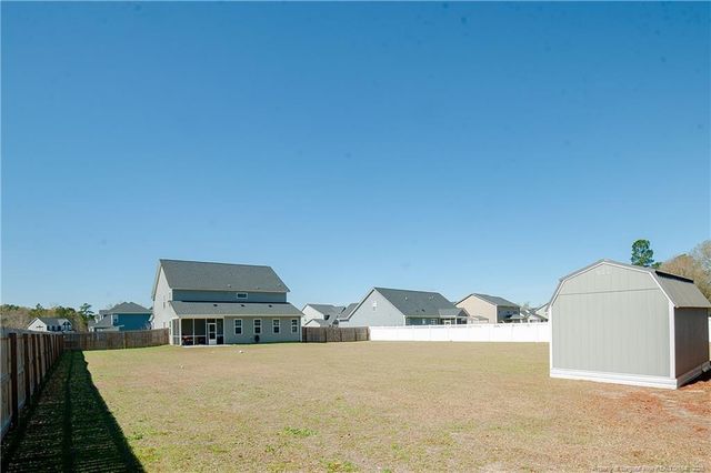 1537 Creekwood Road, Hope Mills, NC 28348