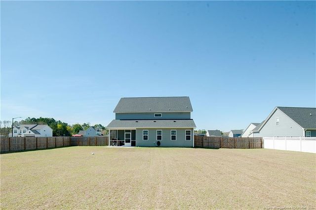 1537 Creekwood Road, Hope Mills, NC 28348