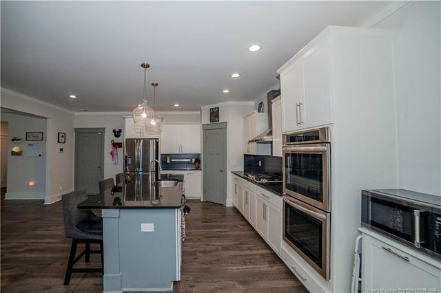 1537 Creekwood Road, Hope Mills, NC 28348