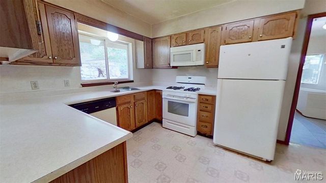 3877 Highway D, Defiance, MO 63341