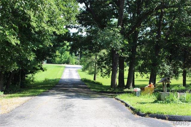 3877 Highway D, Defiance, MO 63341