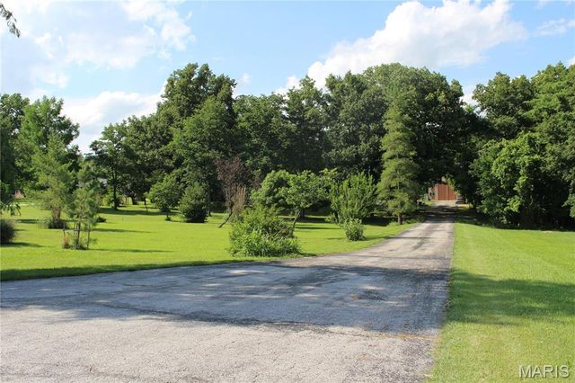 3877 Highway D, Defiance, MO 63341