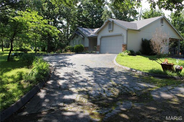 3877 Highway D, Defiance, MO 63341