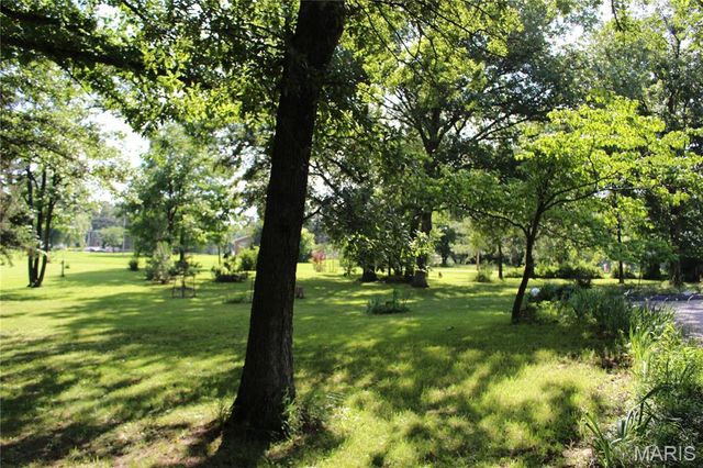 3877 Highway D, Defiance, MO 63341