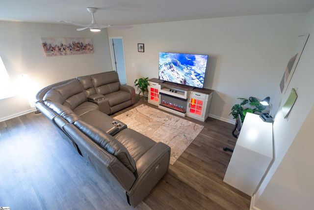 1014 S Welcome Road, Greenville, SC 29611