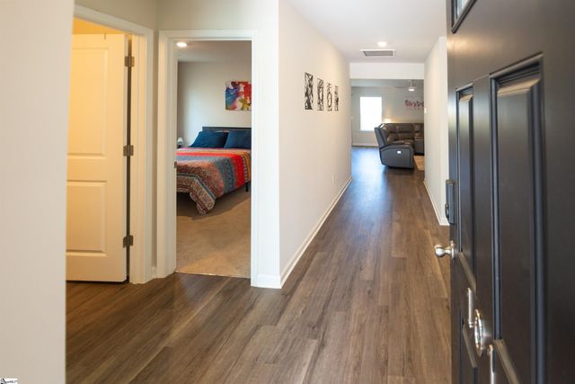 1014 S Welcome Road, Greenville, SC 29611