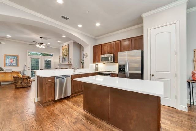5728 Robbie Road, Plano, TX 75024