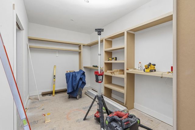 2930 E Kemmling Lane, Springfield, MO 65804