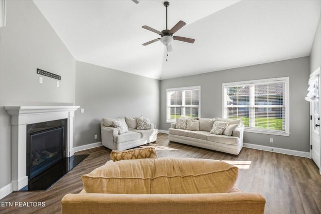 206 Zion Cove Lane, Englewood, TN 37329