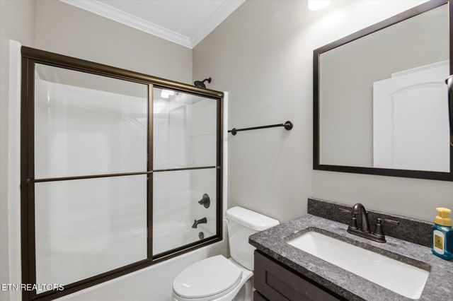 206 Zion Cove Lane, Englewood, TN 37329