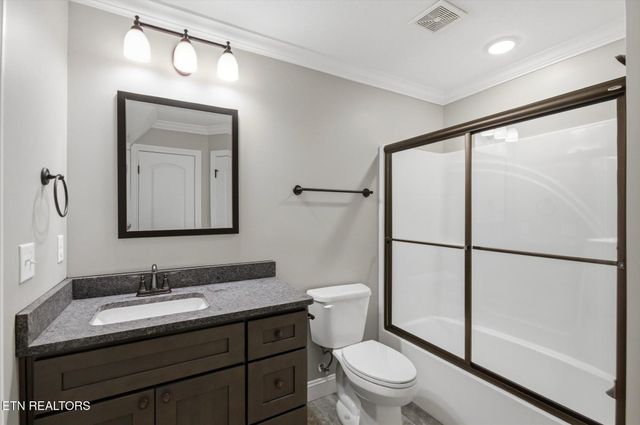 206 Zion Cove Lane, Englewood, TN 37329