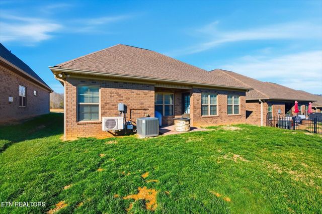 206 Zion Cove Lane, Englewood, TN 37329