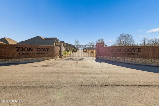 206 Zion Cove Lane, Englewood, TN 37329