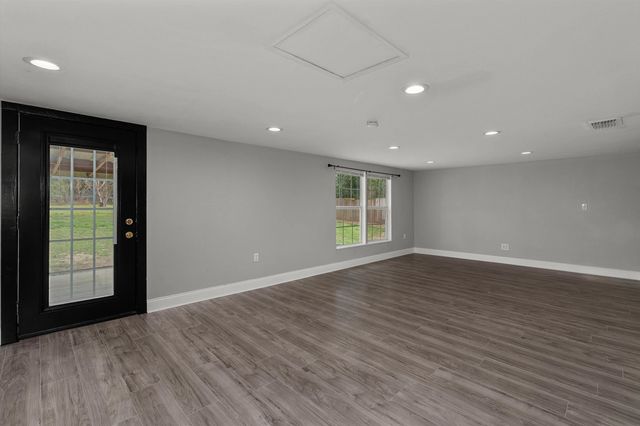 1203 Peterson Rd., Kilgore, TX 75662