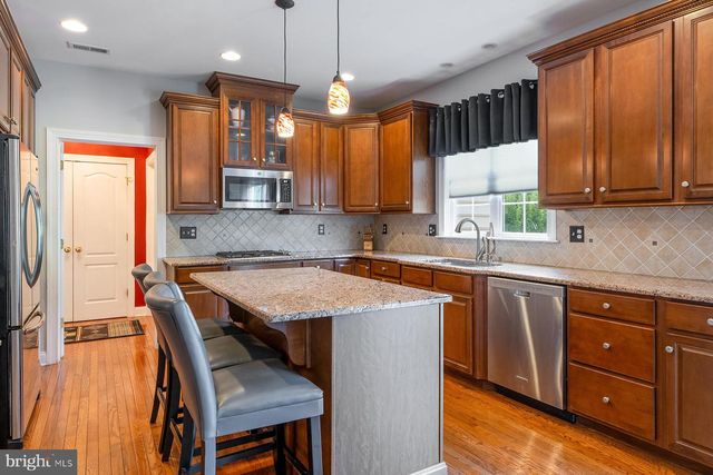 962 HAMPTON RD, Collegeville, PA 19426
