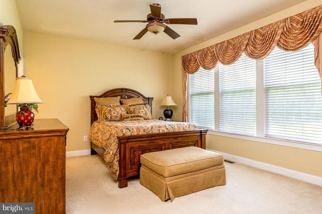 962 HAMPTON RD, Collegeville, PA 19426