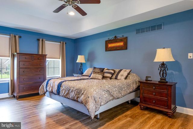 962 HAMPTON RD, Collegeville, PA 19426