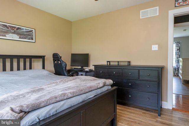 962 HAMPTON RD, Collegeville, PA 19426