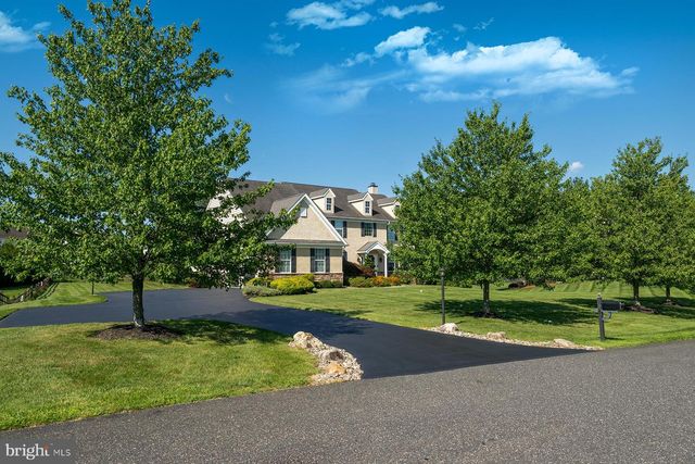 962 HAMPTON RD, Collegeville, PA 19426