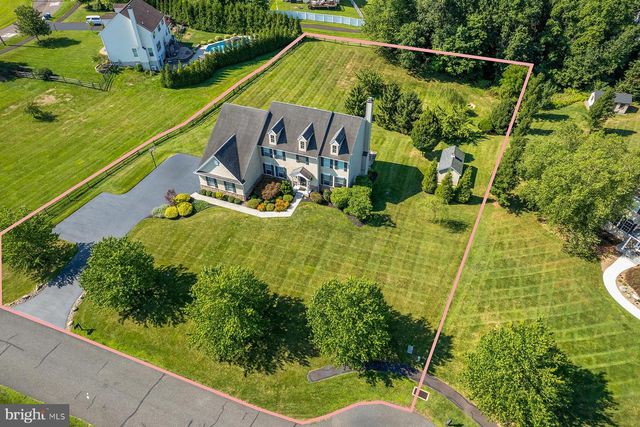 962 HAMPTON RD, Collegeville, PA 19426