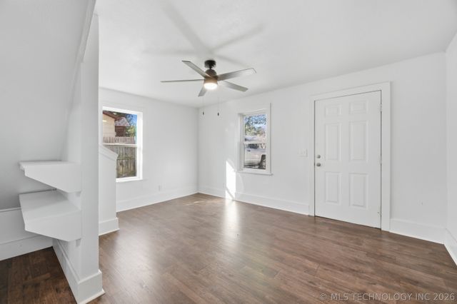 611 N Division Street, Cleveland, OK 74020