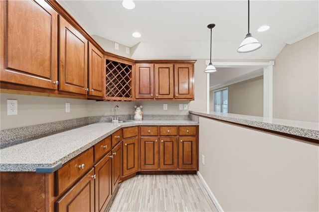 7220 Glen Cove Lane, Stone Mountain, GA 30087