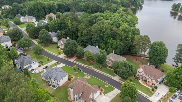 7220 Glen Cove Lane, Stone Mountain, GA 30087