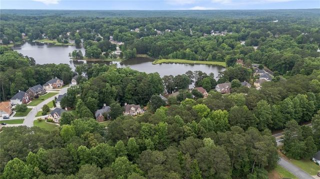 7220 Glen Cove Lane, Stone Mountain, GA 30087