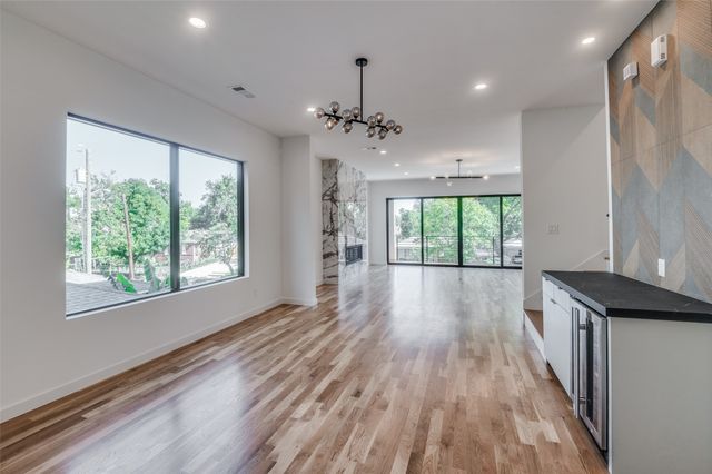 4525 Weldon Street, Dallas, TX 75204