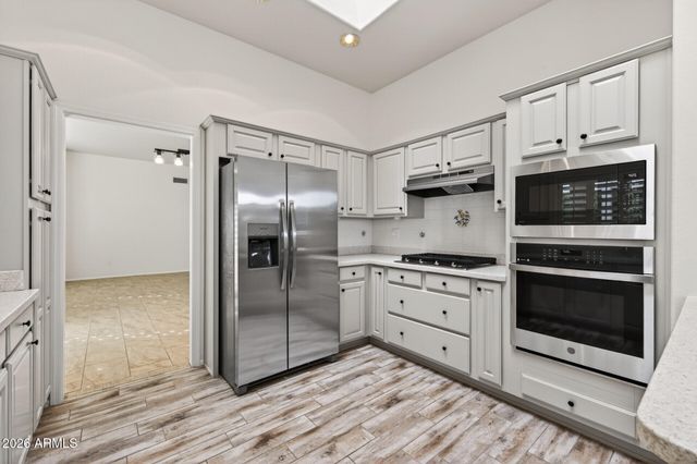 21010 N LIMOUSINE Drive, Sun City West, AZ 85375