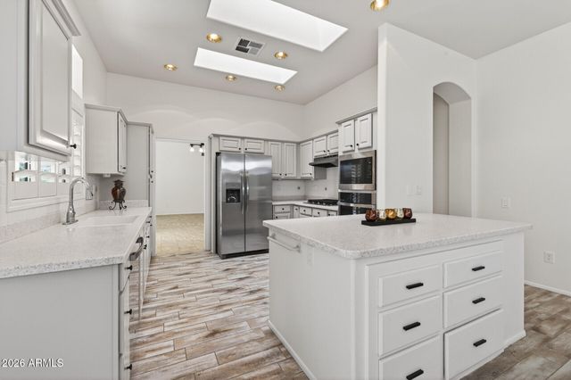 21010 N LIMOUSINE Drive, Sun City West, AZ 85375