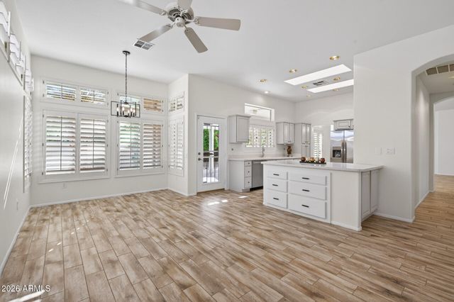 21010 N LIMOUSINE Drive, Sun City West, AZ 85375