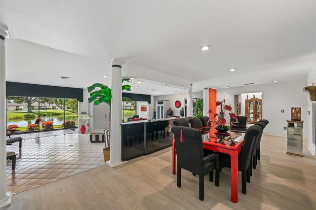 3646 GLENEAGLE DRIVE 10B, Sarasota, FL 34238