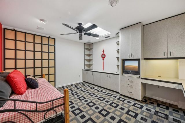 3646 GLENEAGLE DRIVE 10B, Sarasota, FL 34238