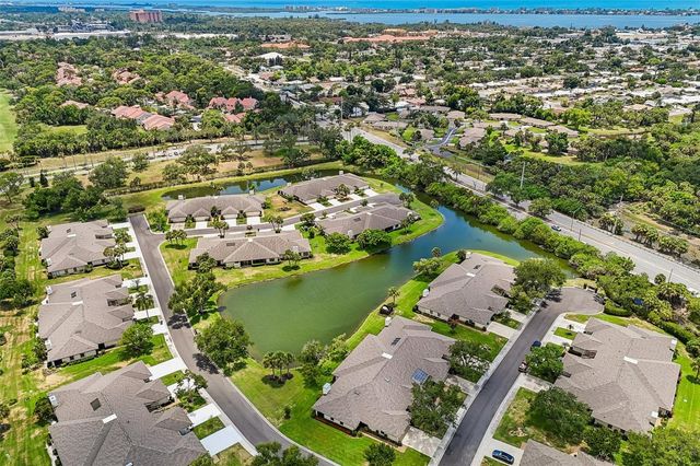 3646 GLENEAGLE DRIVE 10B, Sarasota, FL 34238