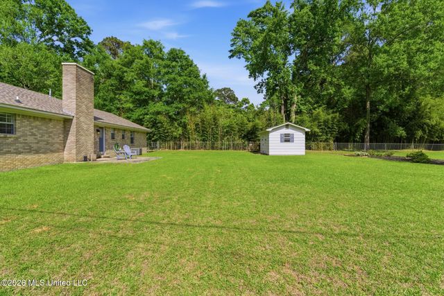 300 Ark Lane, Petal, MS 39465