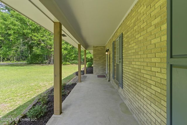 300 Ark Lane, Petal, MS 39465