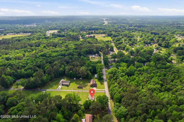 300 Ark Lane, Petal, MS 39465