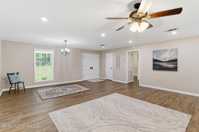 300 Ark Lane, Petal, MS 39465