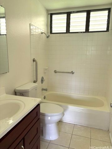 47-166 Wailehua Road, Kaneohe, HI 96744