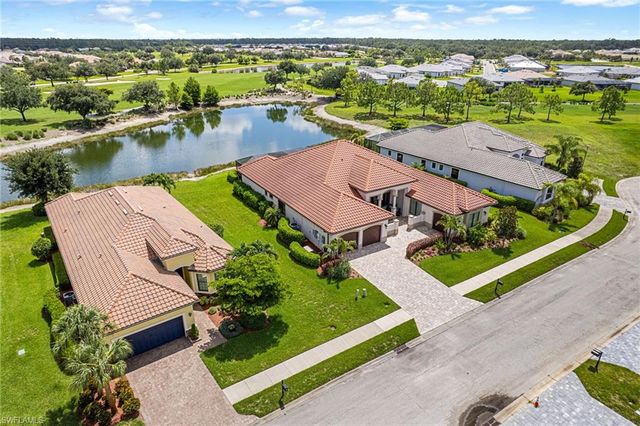 3392 Chestnut Grove DR, Alva, FL 33920
