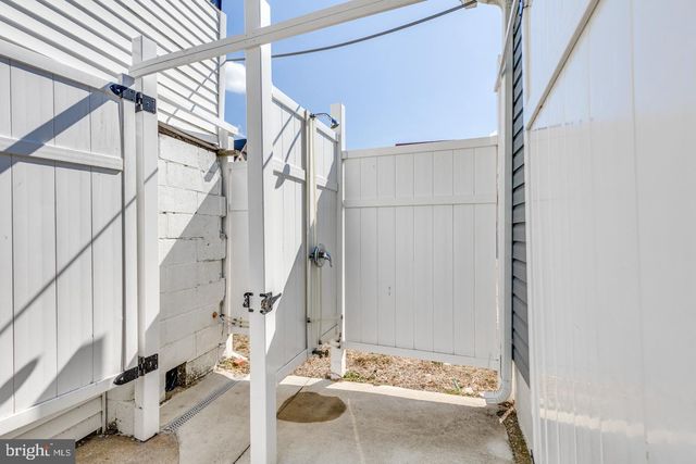 222 E BURK AVE #5, Wildwood, NJ 08260