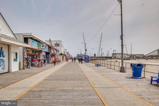 222 E BURK AVE #5, Wildwood, NJ 08260