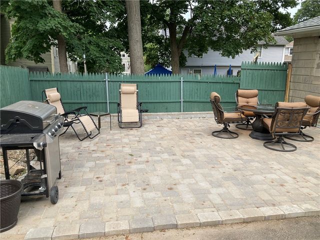 198 Camp Street 2, Providence, RI 02906