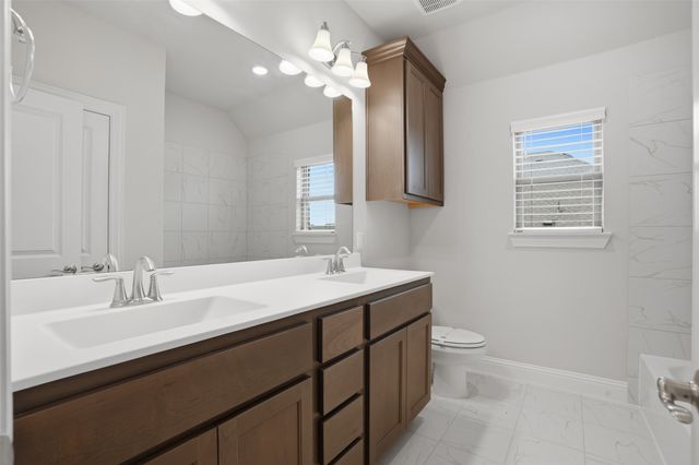 309 Lacey Oak Lane, Wylie, TX 75098