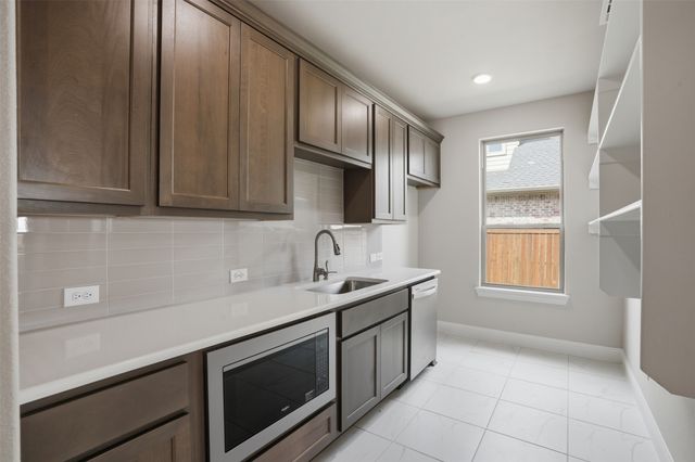 309 Lacey Oak Lane, Wylie, TX 75098